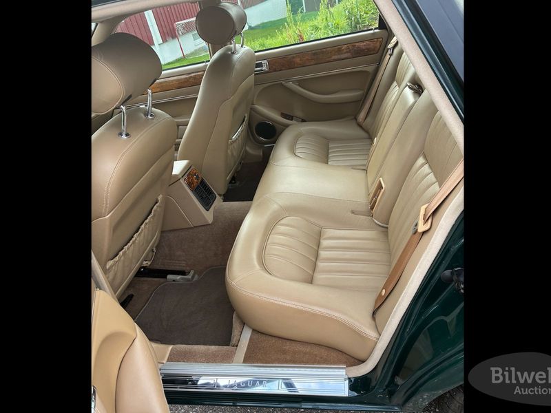 Jaguar XJ6 bild 16