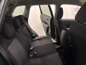 Suzuki Vitara bild 13