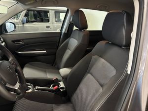 Suzuki Vitara bild 7