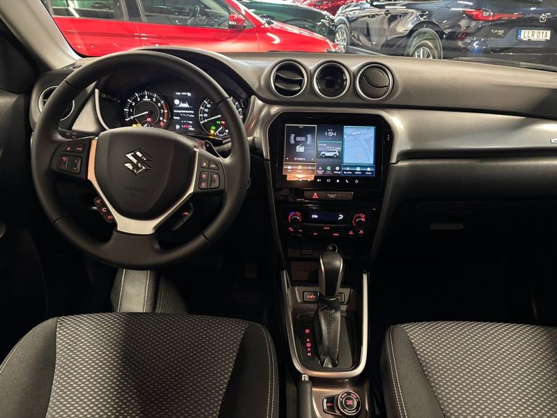 Suzuki Vitara bild 8