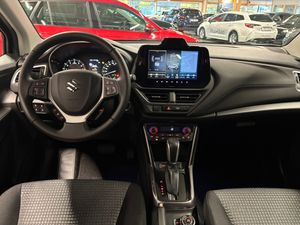 Suzuki S-CROSS bild 6