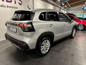 Suzuki S-CROSS bild 4