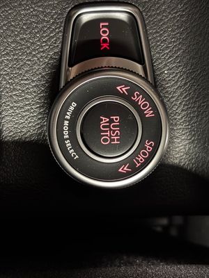 Suzuki S-CROSS bild 13