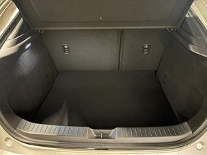 Mazda CX-30 bild 14