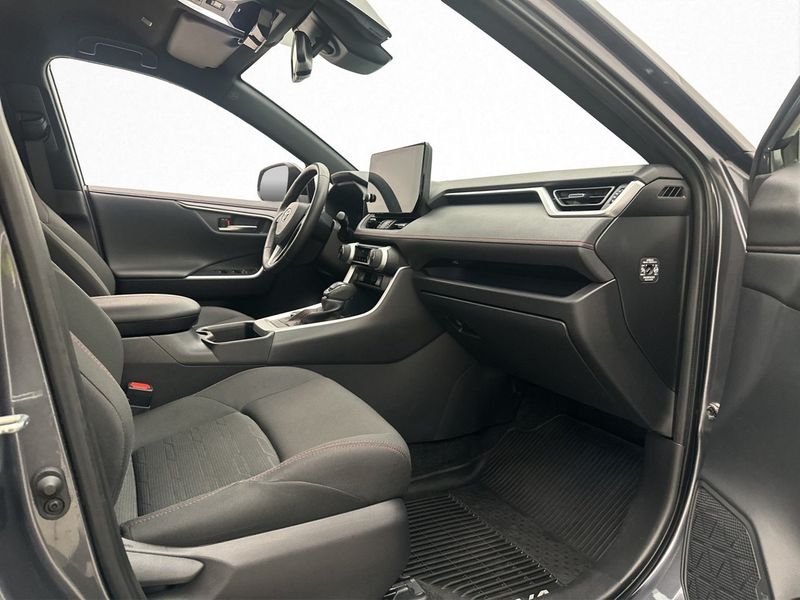 Toyota RAV4 bild 12