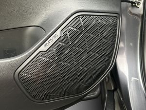 Toyota RAV4 bild 26