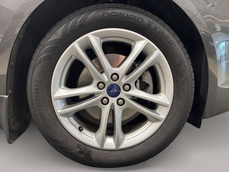 Ford Mondeo bild 8