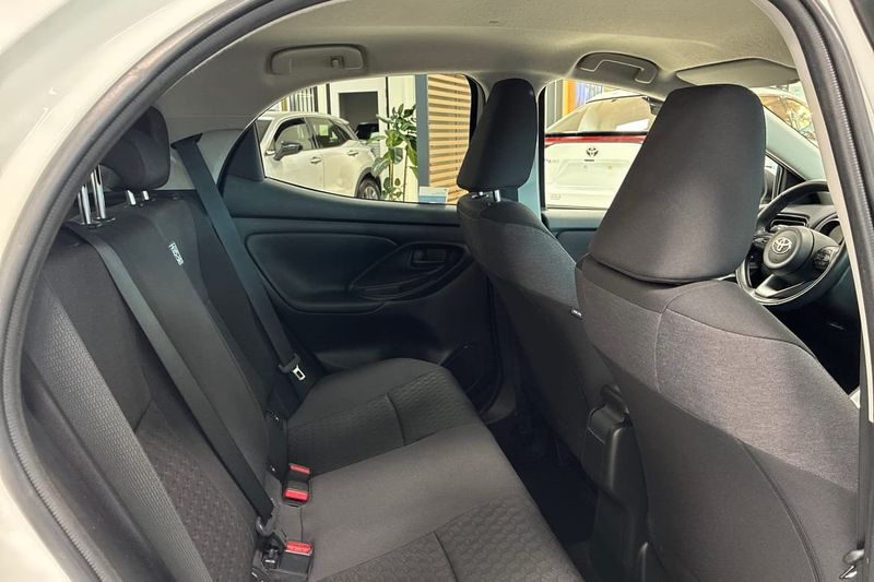 Toyota Yaris bild 7