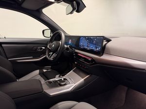 BMW 330 bild 9
