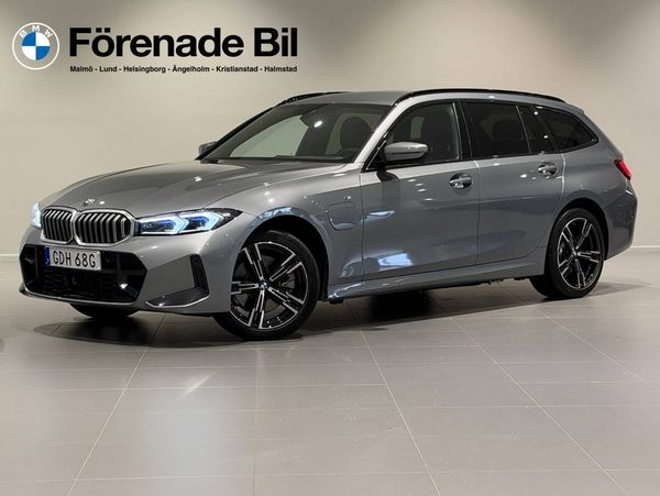 BMW 330 e xDrive Touring M Sport Drag Adpt Farth Rattv HiFi 18" - 2026