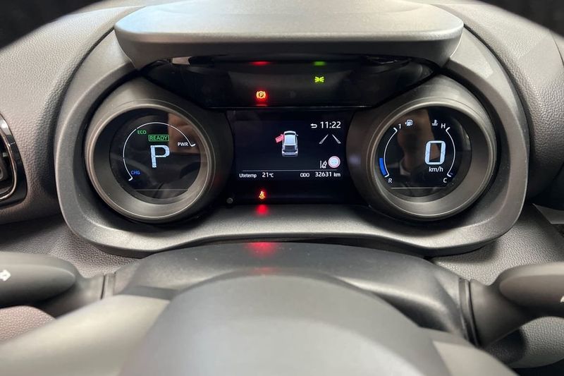 Toyota Yaris bild 16