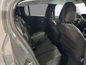 Peugeot 208 bild 8