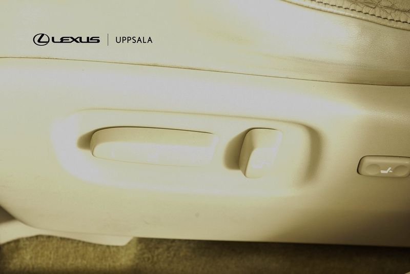 Lexus RX bild 12