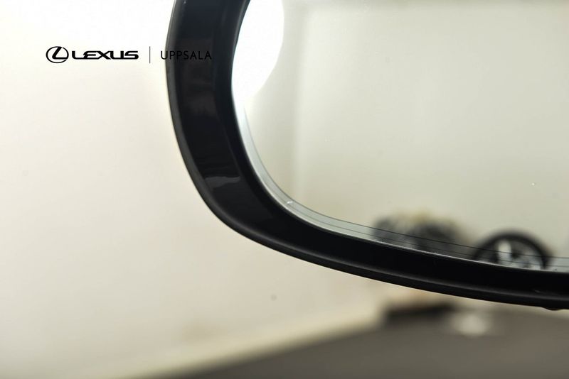 Lexus RX bild 18
