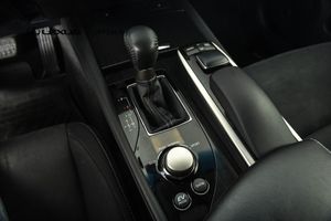 Lexus GS bild 12