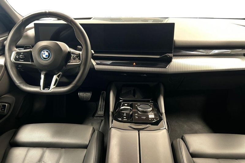 BMW 530 bild 8