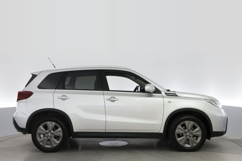 Suzuki Vitara bild 6