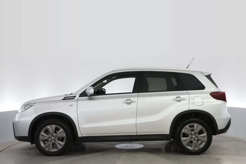 Suzuki Vitara bild 2