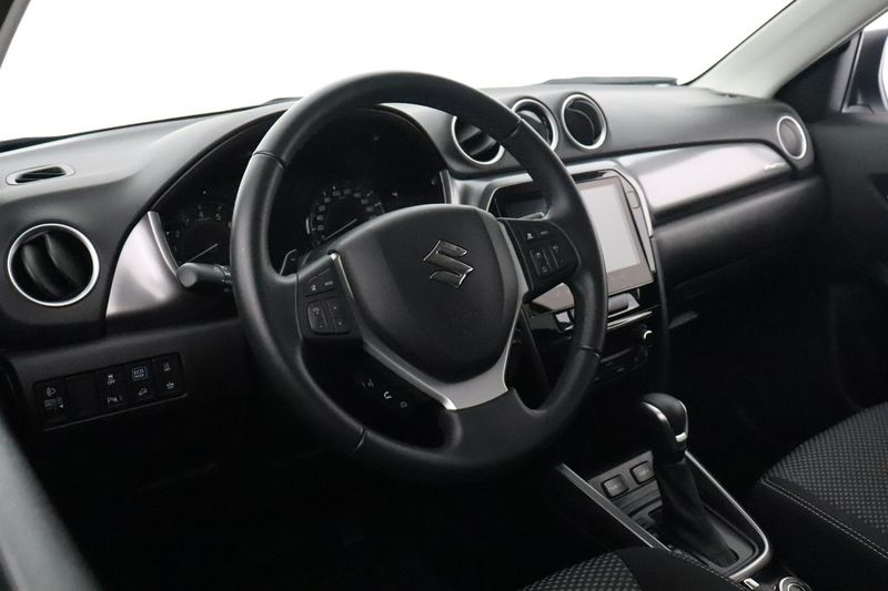 Suzuki Vitara bild 9