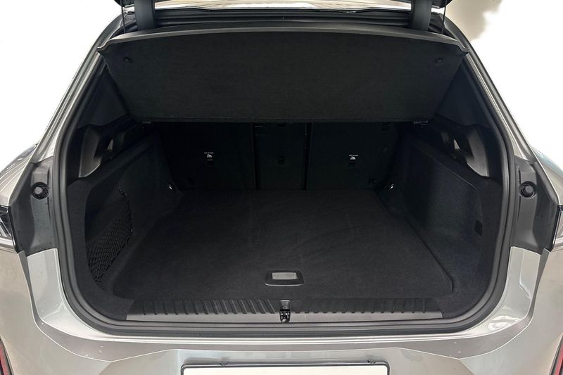 BMW iX3 bild 10