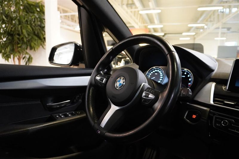 BMW 225 bild 21