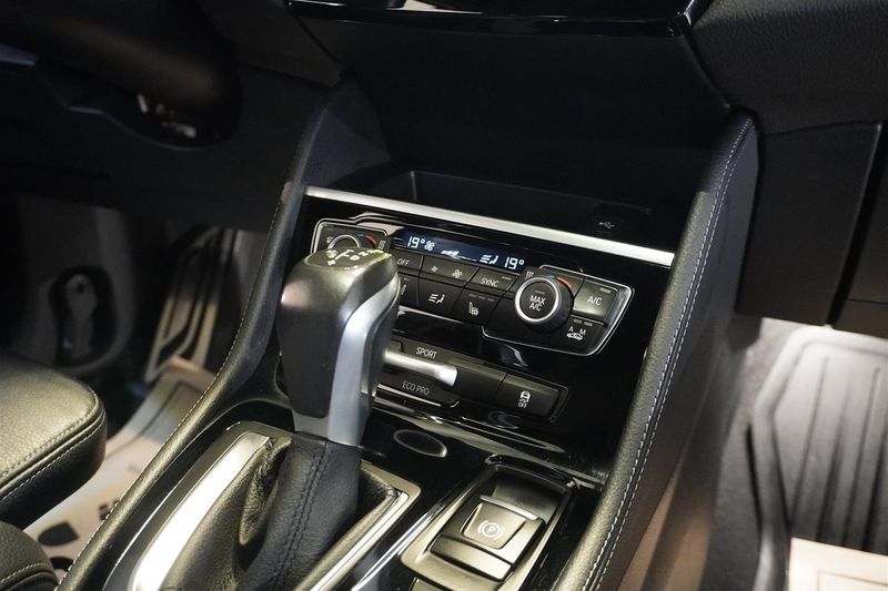 BMW 225 bild 19