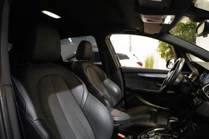 BMW 225 bild 18