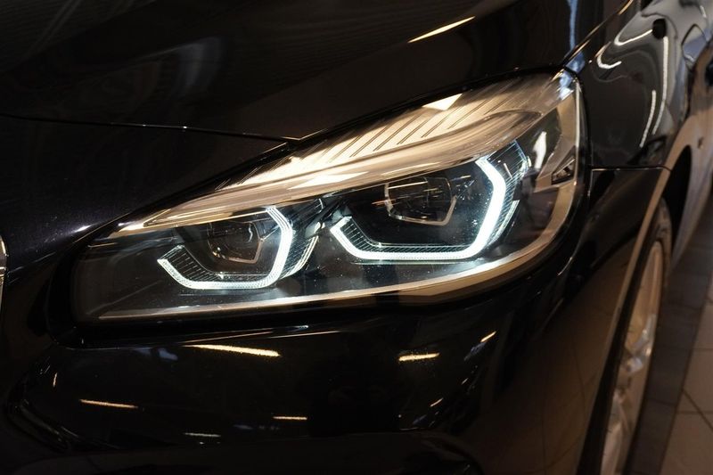 BMW 225 bild 10