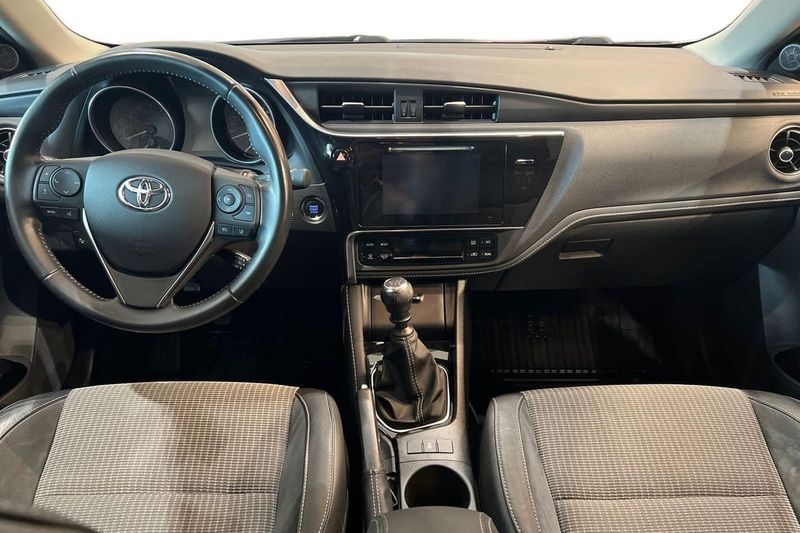 Toyota Auris bild 10