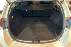 Toyota Auris bild 12