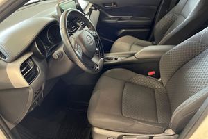 Toyota C-HR bild 12