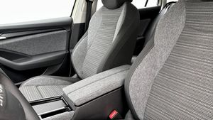 Skoda Superb bild 8