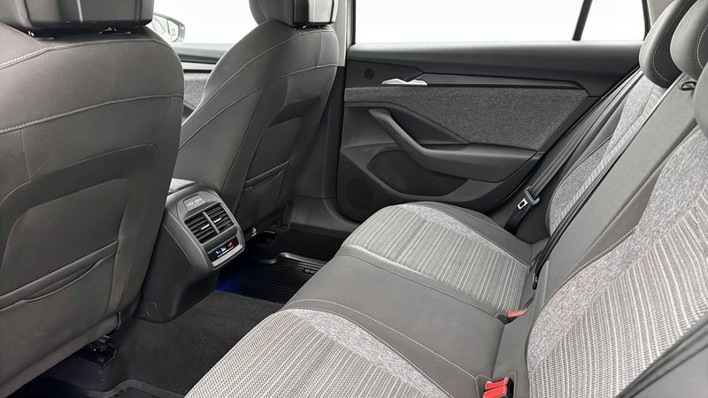 Skoda Superb bild 11