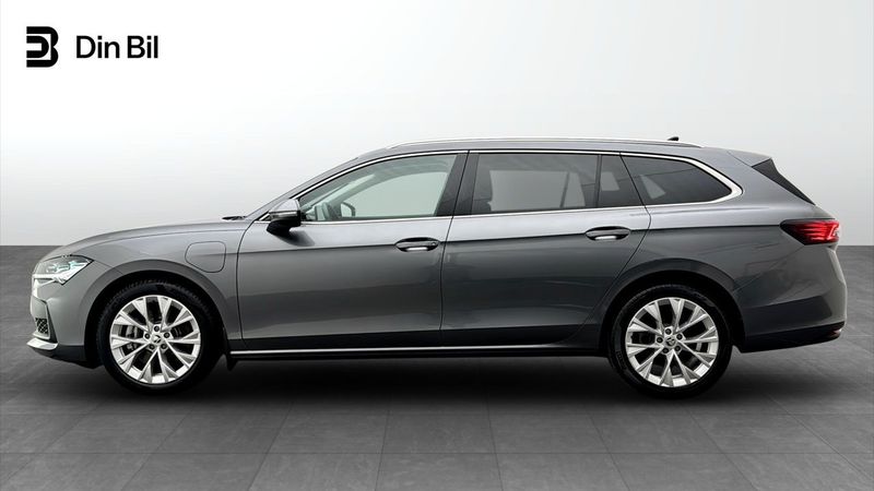 Skoda Superb bild 2