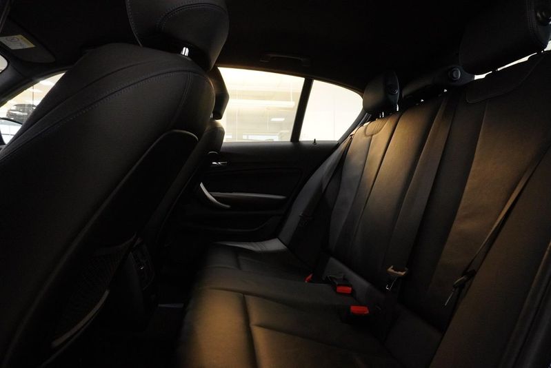 BMW 118 bild 8