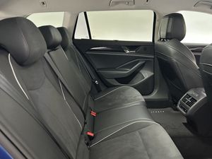 Volkswagen Passat bild 14