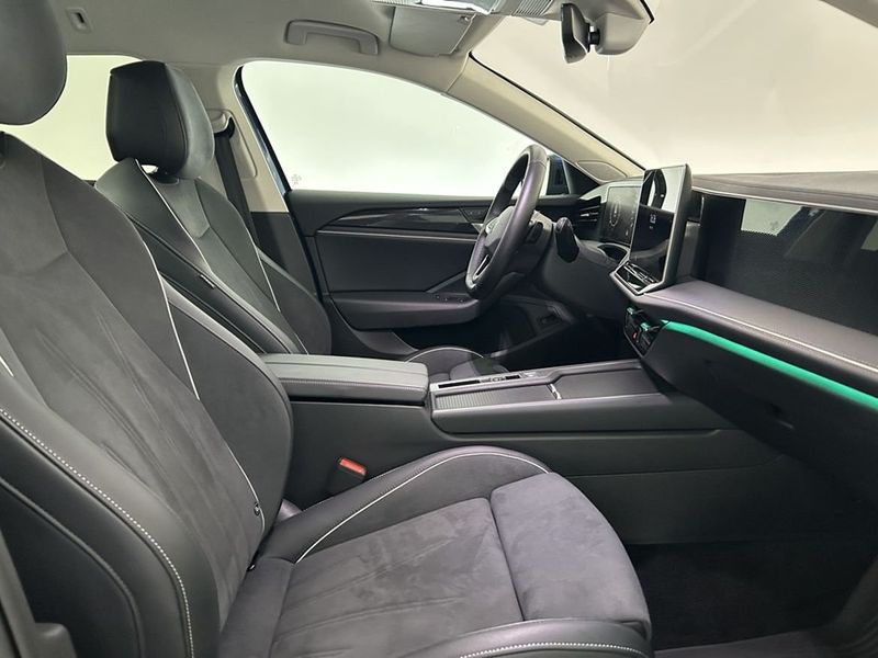 Volkswagen Passat bild 18
