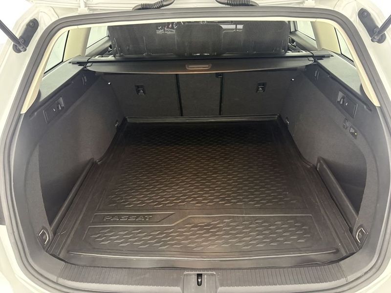 Volkswagen Passat bild 16