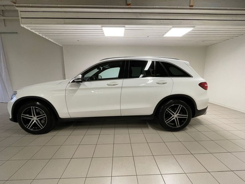 Mercedes GLC220 bild 2