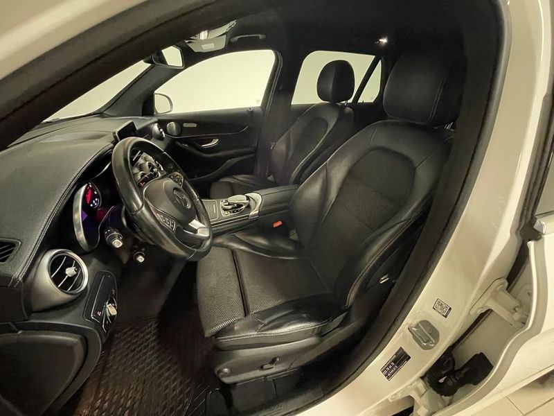 Mercedes GLC220 bild 4
