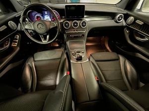 Mercedes GLC220 bild 6