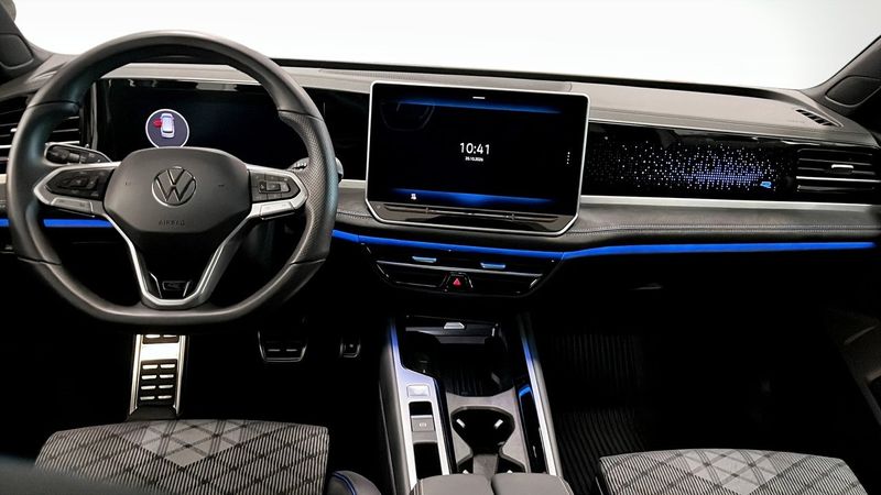 Volkswagen Passat bild 10