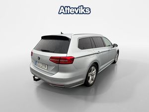 Volkswagen Passat bild 3