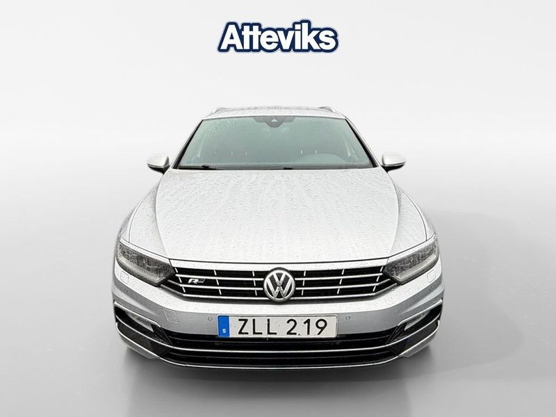 Volkswagen Passat bild 8