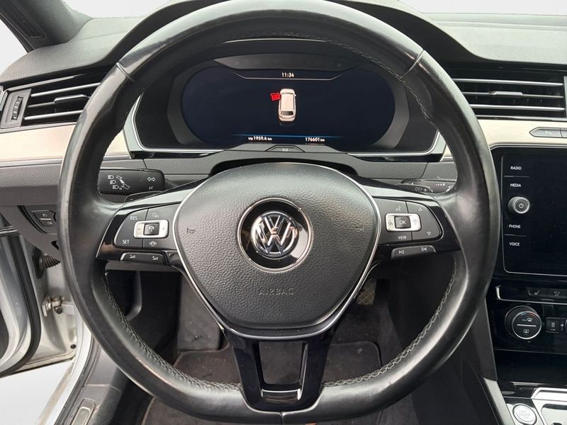 Volkswagen Passat bild 12