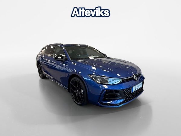Volkswagen Passat R-Line 1.5 TSI 272hk *Phev Paket/360-kam* - 2026