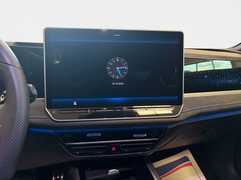 Volkswagen Passat bild 11
