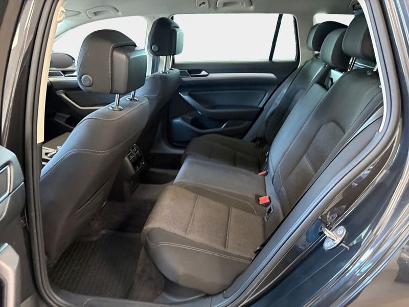 Volkswagen Passat bild 6