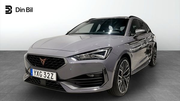Cupra Leon 1.4 TSI e-HYBRID 245 hk / Soltak / Elektriska säte - 2023