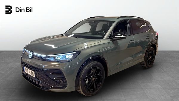 Volkswagen Tiguan R-line Black eHybrid TSI272 DSG Drag/Pano - 2026